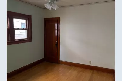 3265 S New York Ave, Milwaukee, WI 53207 - Photo 13