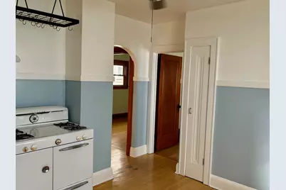 3265 S New York Ave, Milwaukee, WI 53207 - Photo 11