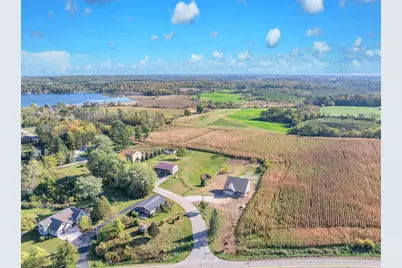 W1298  Floral Park Ln, Osceola, WI 53010 - Photo 33