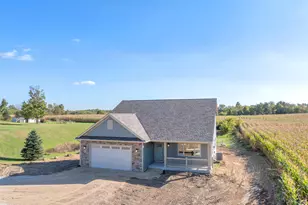 W1298 Floral Park Ln, Osceola, WI 53010 - Photo 7