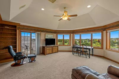 1800 E Juniper Way, Hartland, WI 53029 - Photo 17