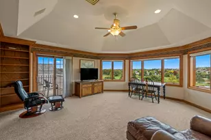 1800 E Juniper Way, Hartland, WI 53029 - Photo 17