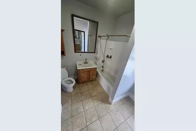 2002 N 8th St #804 Bluff Ave, Sheboygan, WI 53081 - Photo 17
