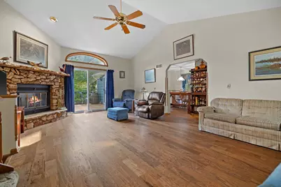 735 S Second St, Delavan, WI 53115 - Photo 11