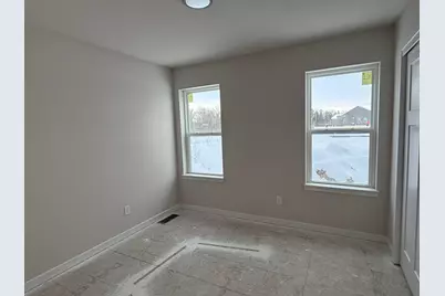 N162W21870  Poppy Rd, Jackson, WI 53037 - Photo 5