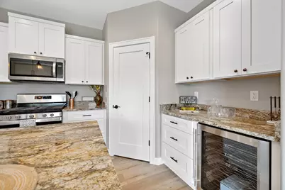 1844  Woodland Way #431-1, Slinger, WI 53086 - Photo 17