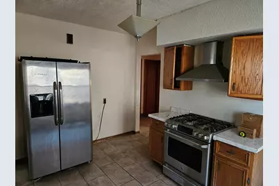 2445 N 50th St #2447, Milwaukee, WI 53210 - Photo 3