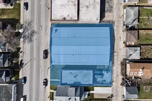 3434 N Holton St, Milwaukee, WI 53212 - Photo 15