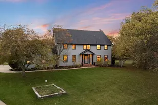 4825 W River Hollow Ct, Mequon, WI 53092 - Photo 57