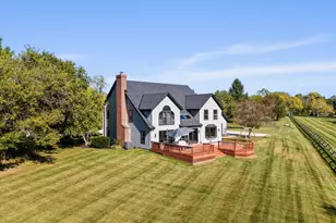 4825 W River Hollow Ct, Mequon, WI 53092 - Photo 65