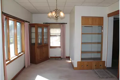 2924  South Ave, La Crosse, WI 54601 - Photo 9