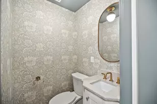 6054 N Bay Ridge Ave, Whitefish Bay, WI 53217 - Photo 31