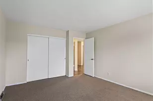 4129 W College Ave, Franklin, WI 53132 - Photo 11