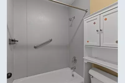 4129 W College Ave, Franklin, WI 53132 - Photo 17