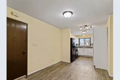 4129 W College Ave, Franklin, WI 53132 - Photo 9