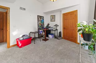 W144N10968 Fond du Lac Ave, Germantown, WI 53022 - Photo 13