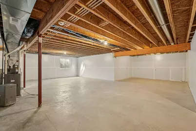 465  Sandstone St, Slinger, WI 53086 - Photo 25