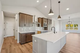 465 Sandstone St, Slinger, WI 53086 - Photo 9