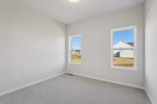 465 Sandstone St, Slinger, WI 53086 - Photo 19