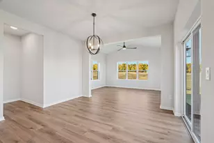 465 Sandstone St, Slinger, WI 53086 - Photo 15