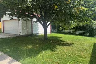 113 Coolidge Ave, Waukesha, WI 53186 - Photo 5