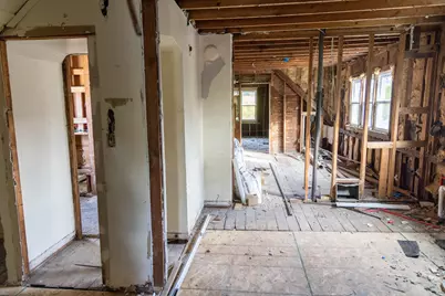 2225 N Hubbard St, Milwaukee, WI 53212 - Photo 9