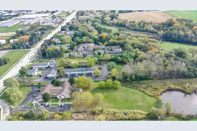 801 E Washington St, West Bend, WI 53095 - Photo 5