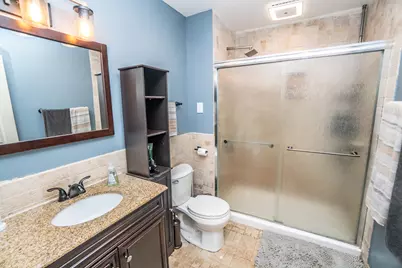 W215N5363  Ada Ct, Menomonee Falls, WI 53051 - Photo 11