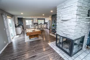 W215N5363 Ada Ct, Menomonee Falls, WI 53051 - Photo 3