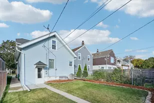 3674 S Ahmedi Ave, Saint Francis, WI 53235 - Photo 19