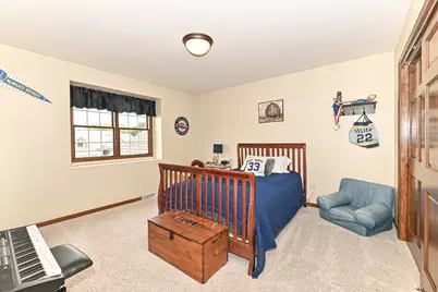 1053  Tallgrass Ln, Racine, WI 53406 - Photo 27