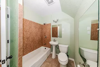 1946 S 76th St, West Allis, WI 53219 - Photo 15