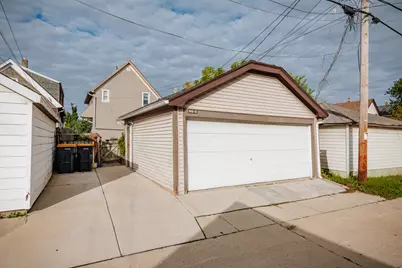 1946 S 76th St, West Allis, WI 53219 - Photo 25