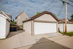 1946 S 76th St, West Allis, WI 53219 - Photo 25