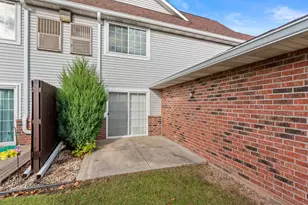 170 W Aspen Ct, Oak Creek, WI 53154 - Photo 23