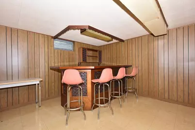 2325 W Layton Ave, Milwaukee, WI 53221 - Photo 21