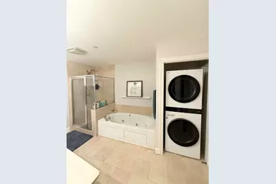 1888 N Water St #107, Milwaukee, WI 53202 - Photo 15