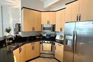 1888 N Water St, Milwaukee, WI 53202 - Photo 7