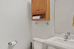 9143 Prairie Village Dr, Pleasant Prairie, WI 53142 - Photo 17