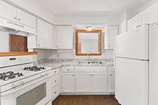 1101 Harmony Dr, Racine, WI 53402 - Photo 5