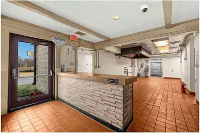 2212  Rose St, La Crosse, WI 54603 - Photo 9