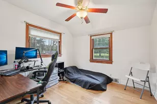 10526 W Congress St, Wauwatosa, WI 53225 - Photo 7