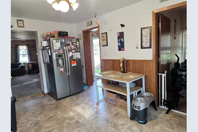 915  Cleveland St, Watertown, WI 53098 - Photo 9