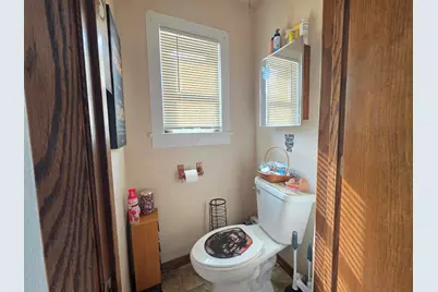 915  Cleveland St, Watertown, WI 53098 - Photo 11