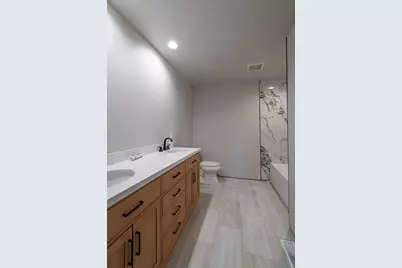 1908  Arches Dr, Holmen, WI 54636 - Photo 9