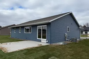 1908 Arches Dr, Holmen, WI 54636 - Photo 21