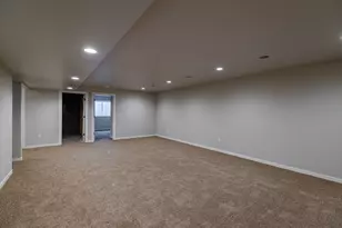 1828 Arches Dr, Holmen, WI 54636 - Photo 13