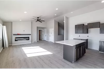 1828  Arches Dr, Holmen, WI 54636 - Photo 5