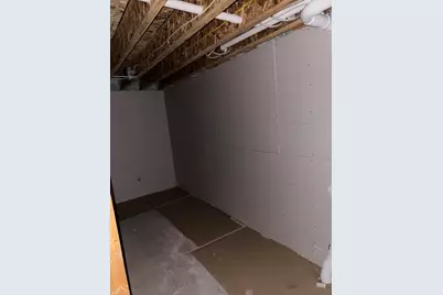 1828  Arches Dr, Holmen, WI 54636 - Photo 11