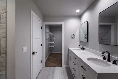 1918  Arches Dr, Holmen, WI 54636 - Photo 11